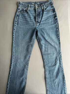 Old navy size 4 flare jean